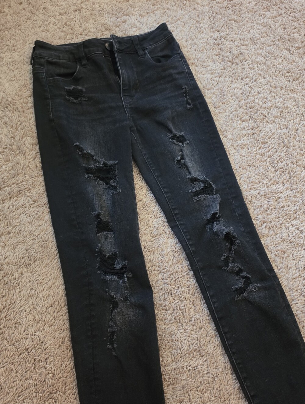 American Eagle Outfitters Black Distressed High Rise Jegging